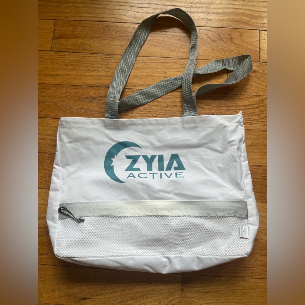 Zyia Active White and Blue‎ Bag